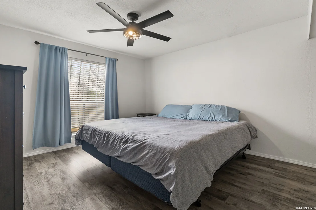 Photo of 2835 Hiawatha