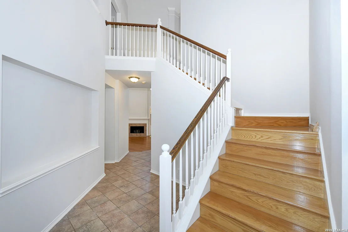Photo of 1712 Oak Path