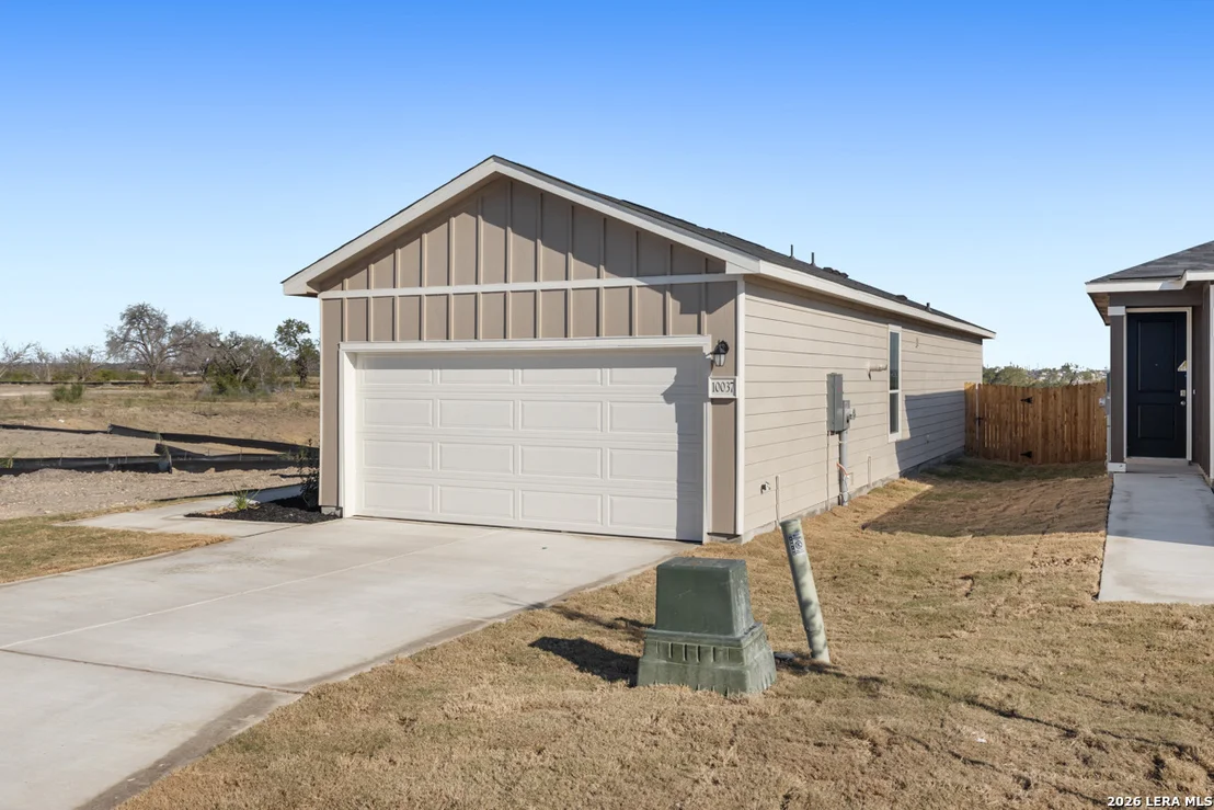 Photo of 10037 JAGGER AVENUE