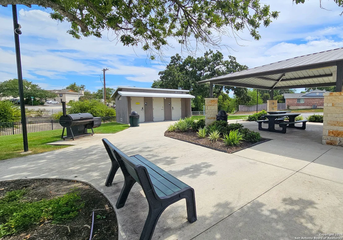 Photo of 130 Meadowland