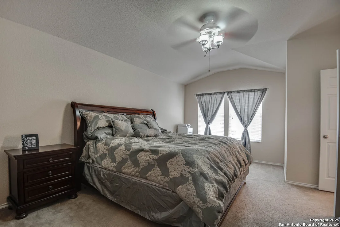 Photo of 2727 Thunder Gulch