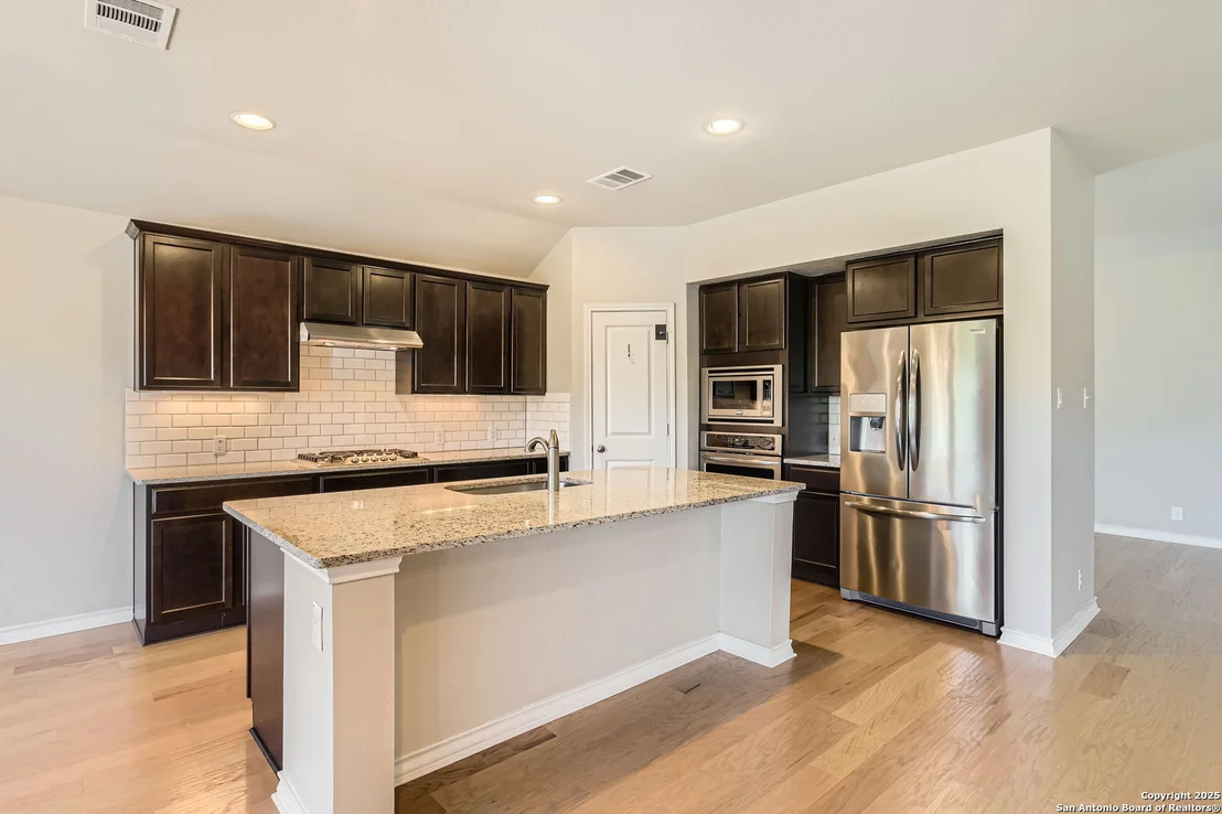 Photo of 2734 Sueno Point