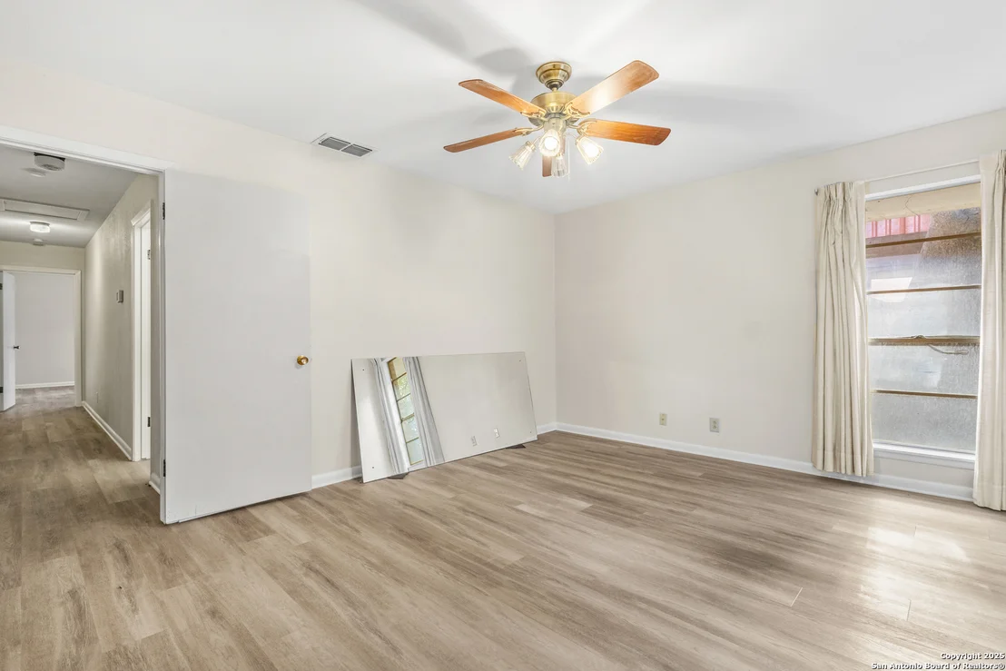 Photo of 6041 Trone Trail
