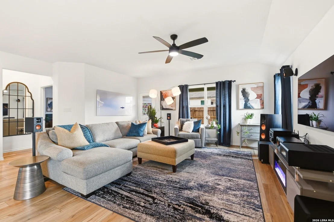 Photo of 304 SONTERRA DR