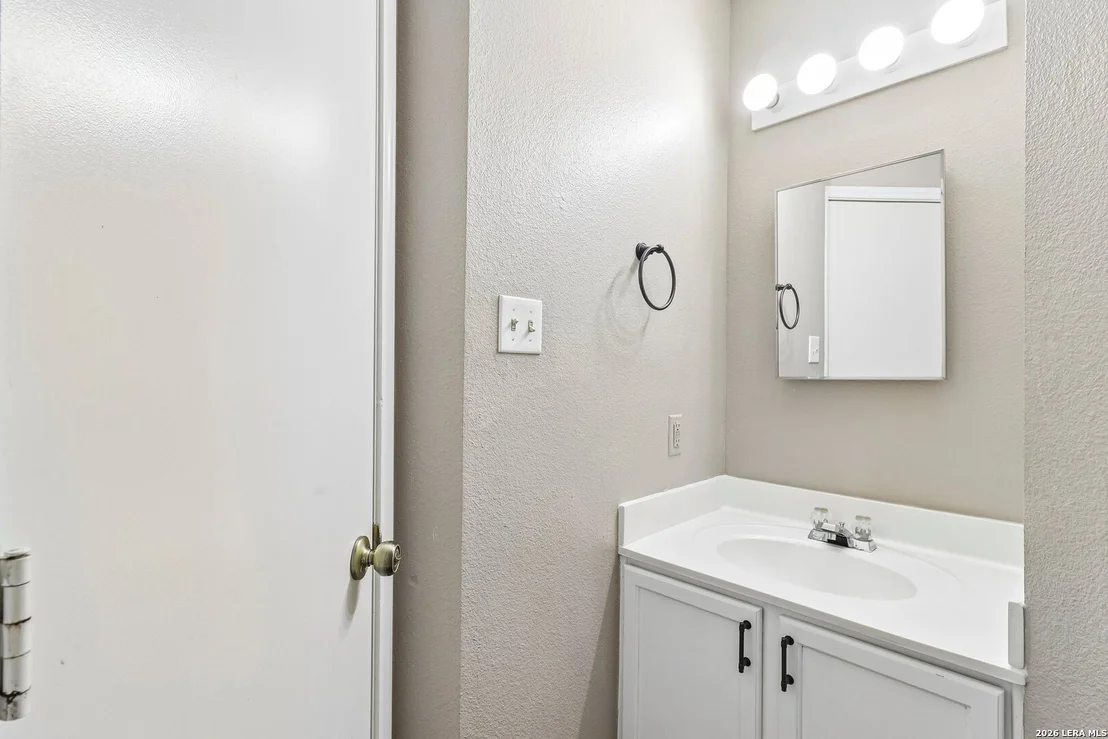 Photo of 10132 SUNSET PL