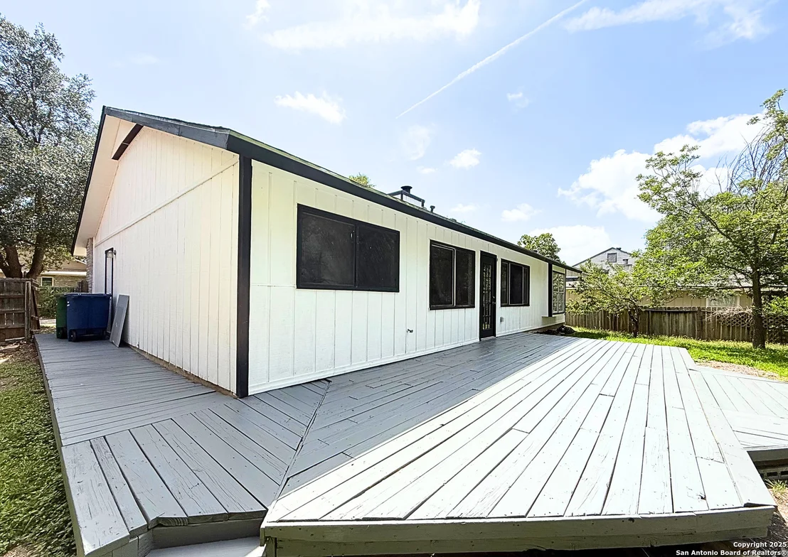 Photo of 14663 Hillside Ridge