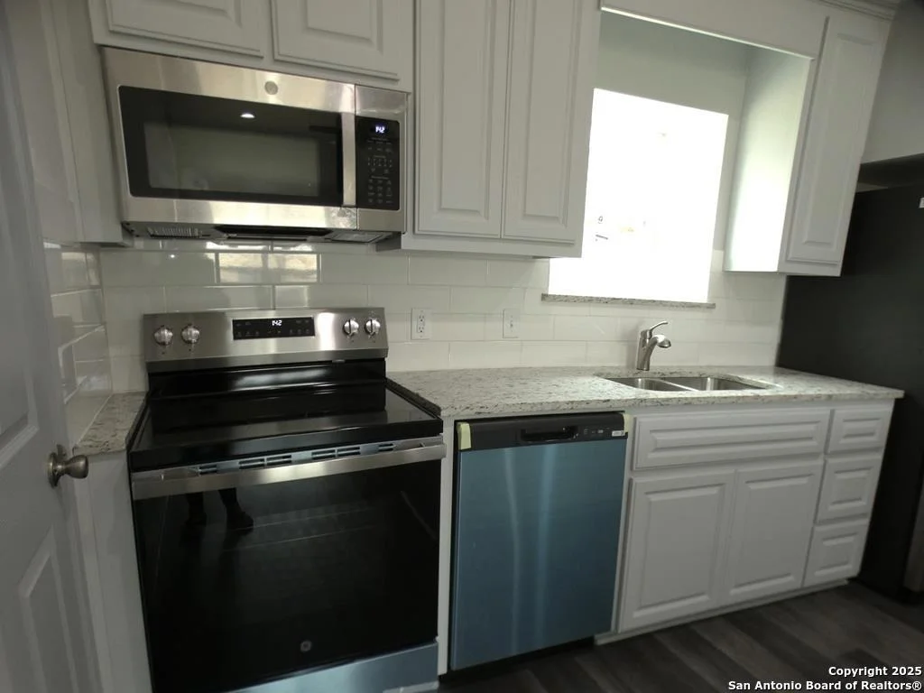 Photo of 506 Hillside Drive