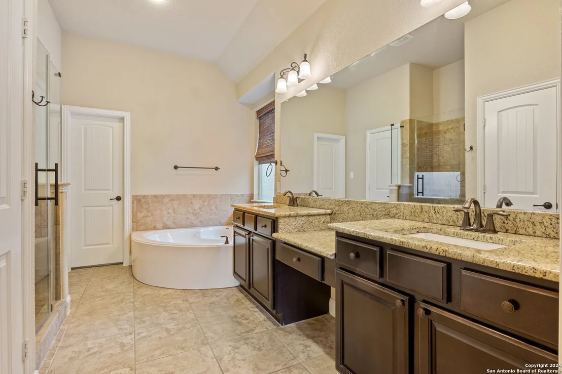 Photo of 5326 Tulip Bend