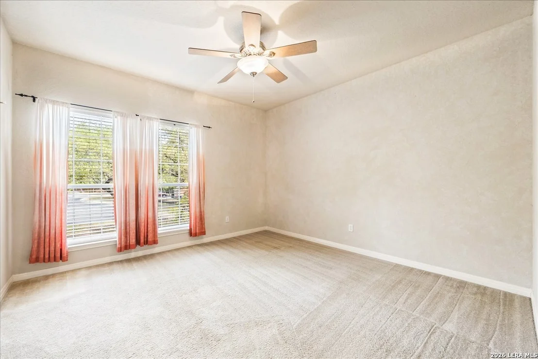 Photo of 4602 Scenic Cir
