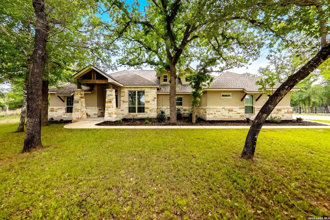 Photo of 156 Crescent Ridge