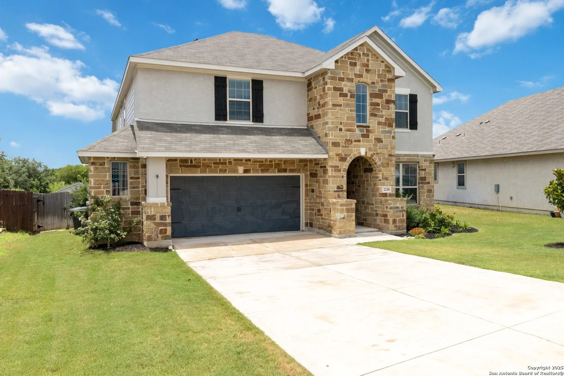 Photo of 2210 Castello