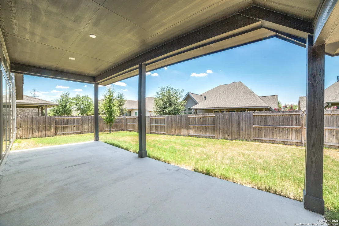 Photo of 2131 Thayer Cove