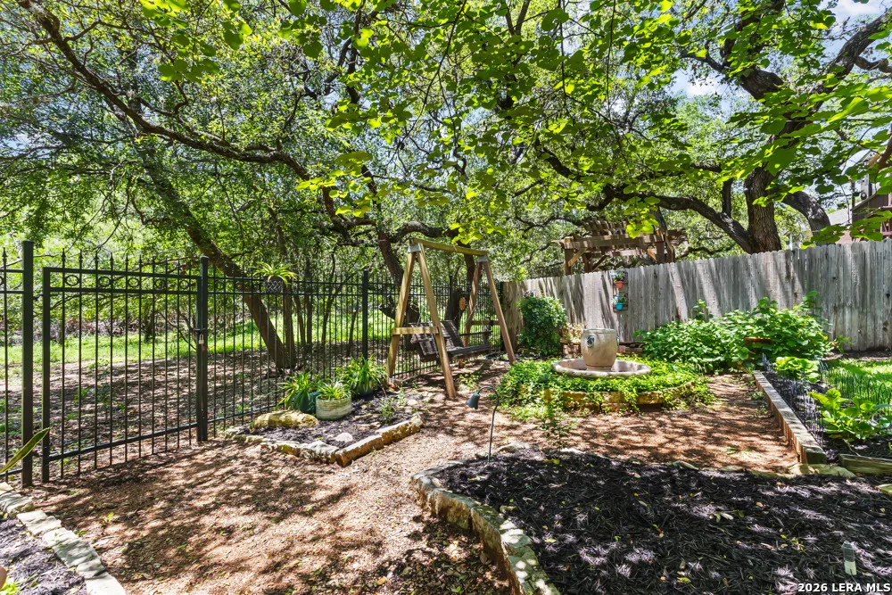 Photo of 8618 Drayton Heights