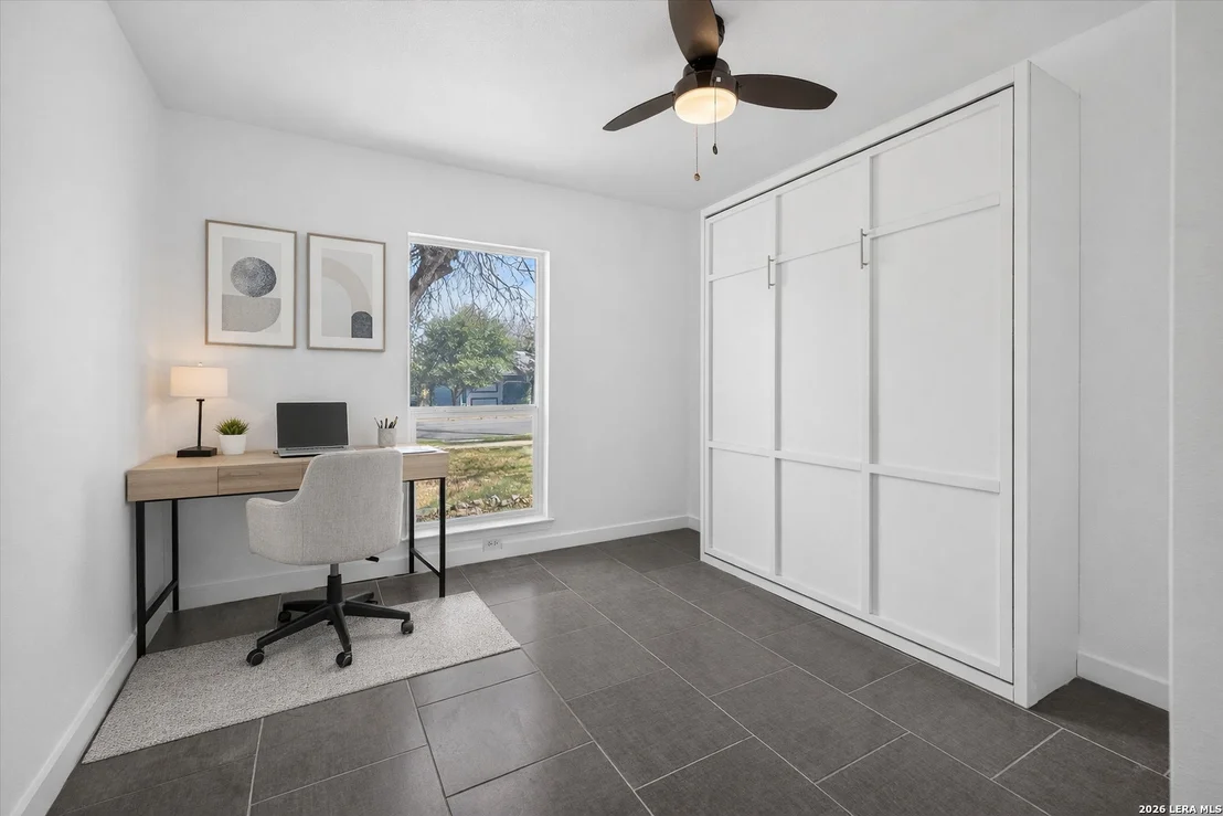 Photo of 6218 Hillston