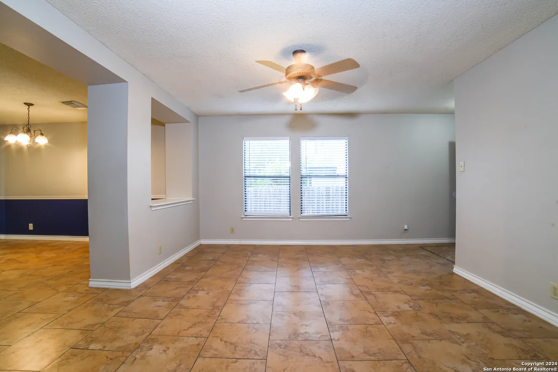 Photo of 10135 SILVER PARK