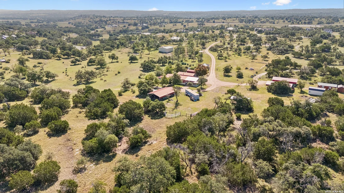 Photo of 652 OVERLOOK DR
