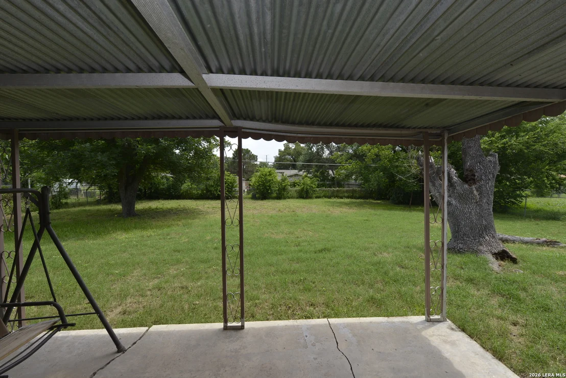 Photo of 222 ZEPHYR DR
