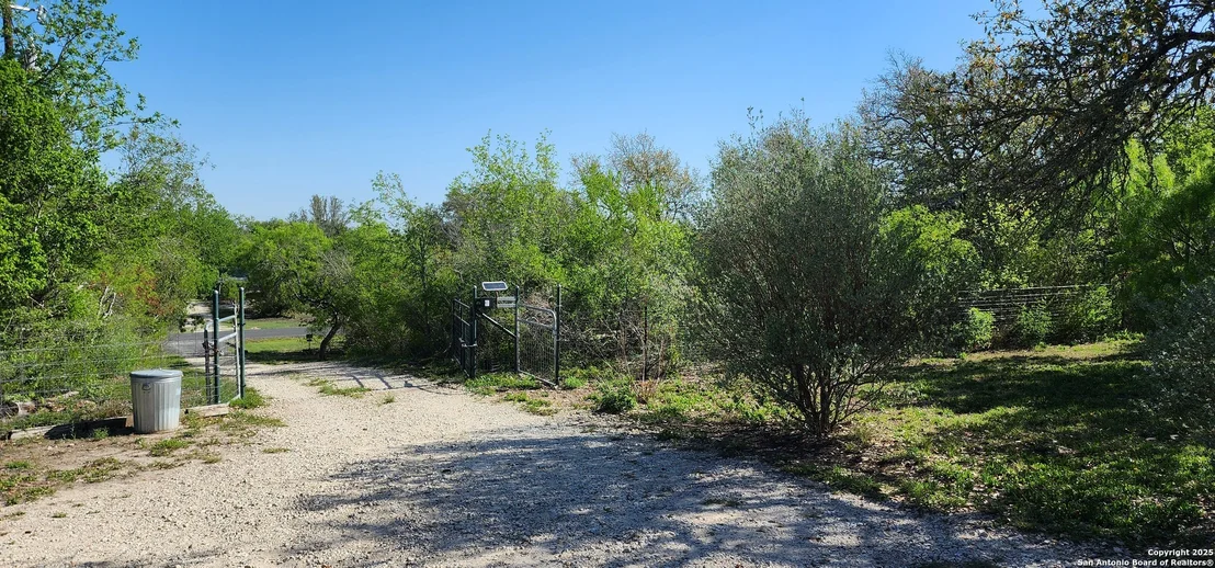 Photo of 350 County Road 574