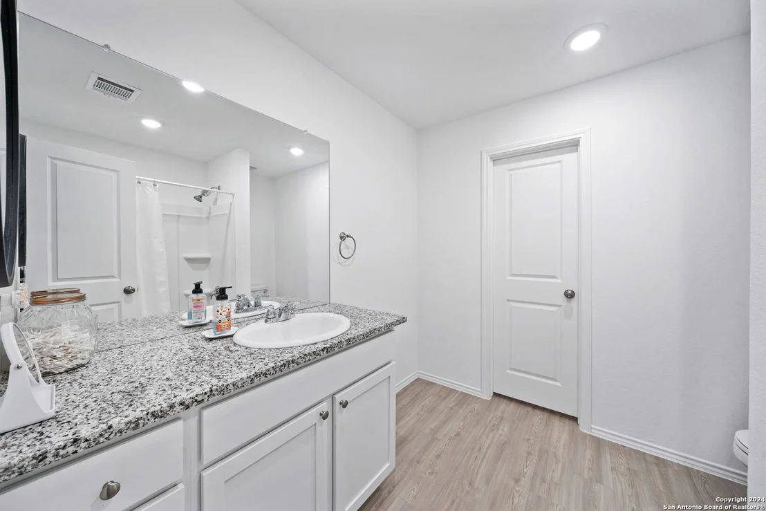 Photo of 5715 Mountain Point