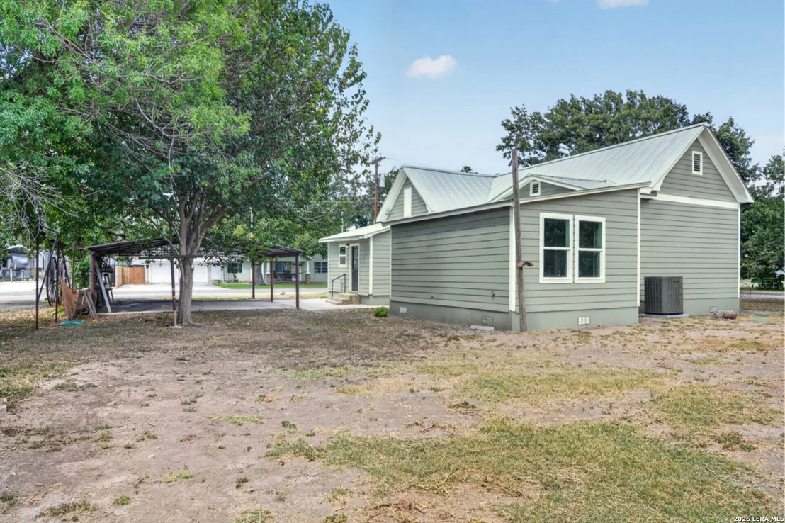 Photo of 285 Avenue I