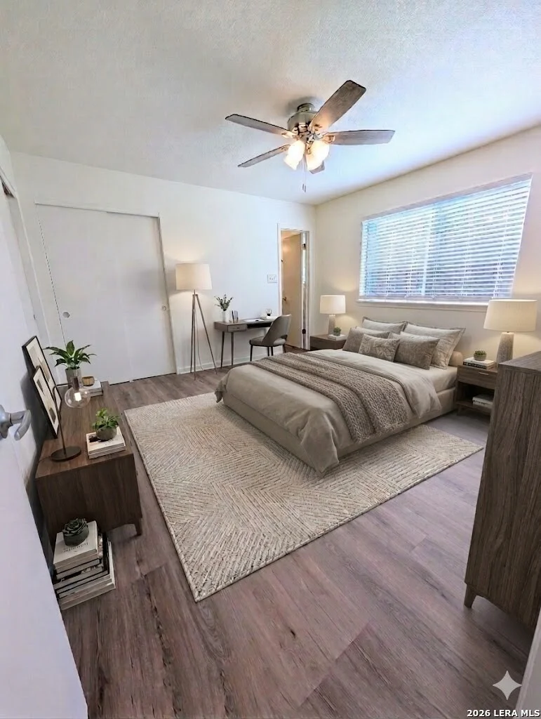 Photo of 4414 Knollmanor