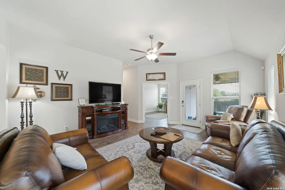 Photo of 340 Cortijo