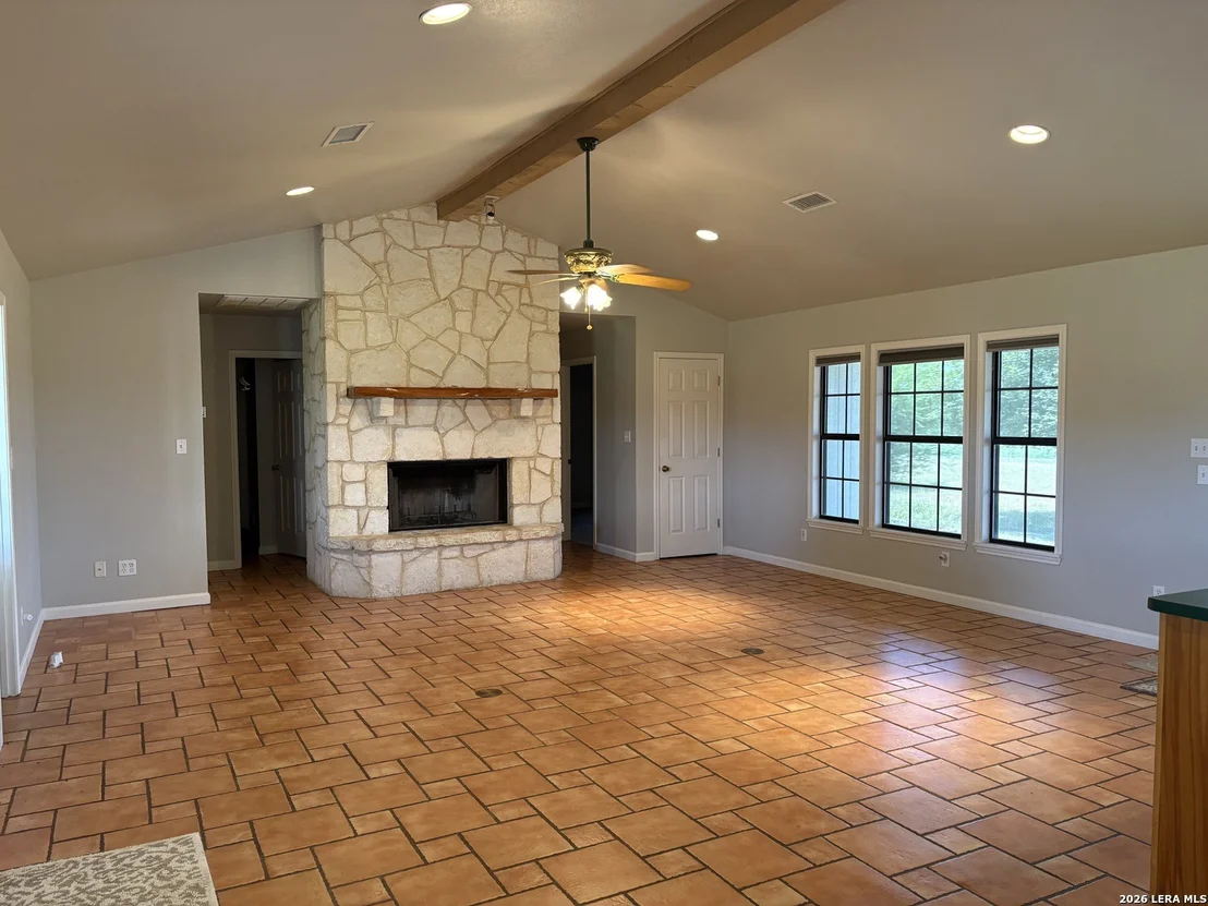 Photo of 472 Valley View Trail