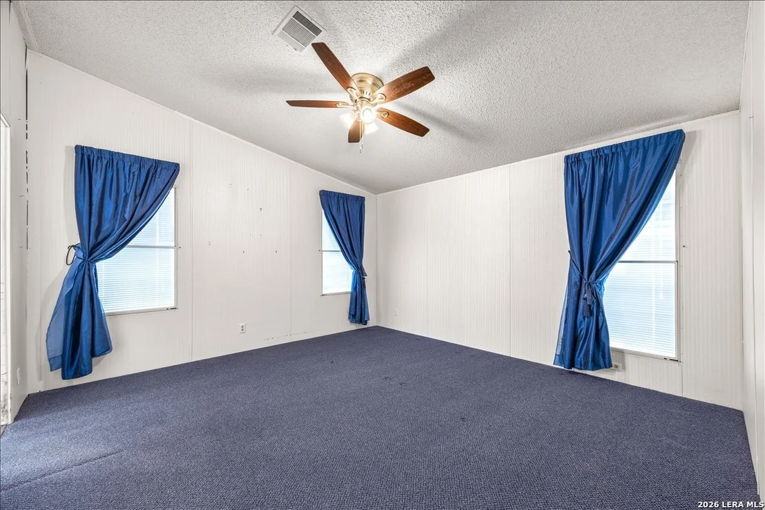 Photo of 611 Hedgestone