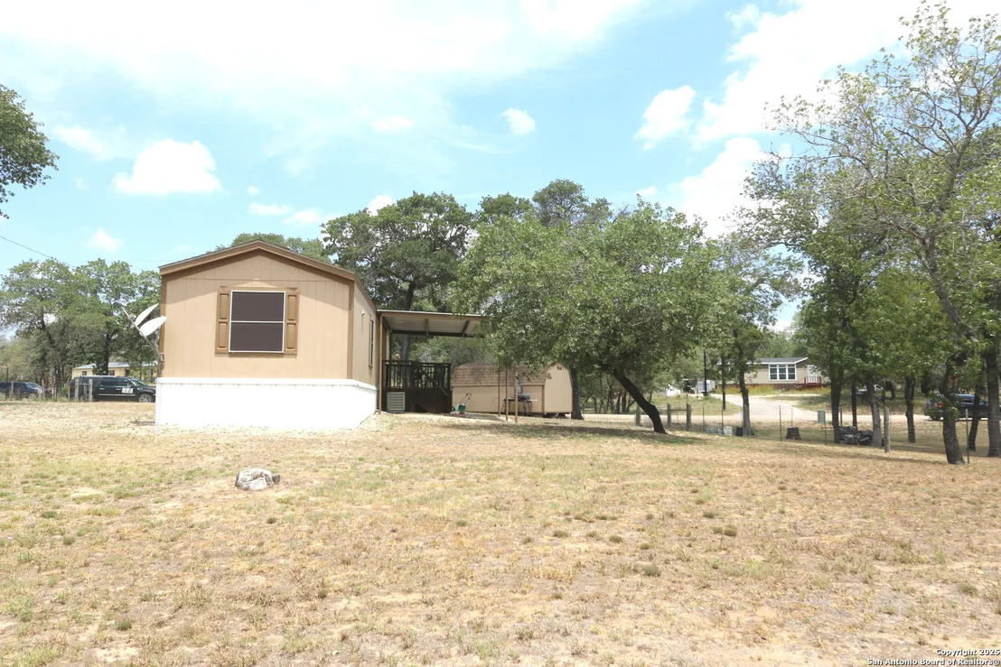 Photo of 337 Lost Spring Dr