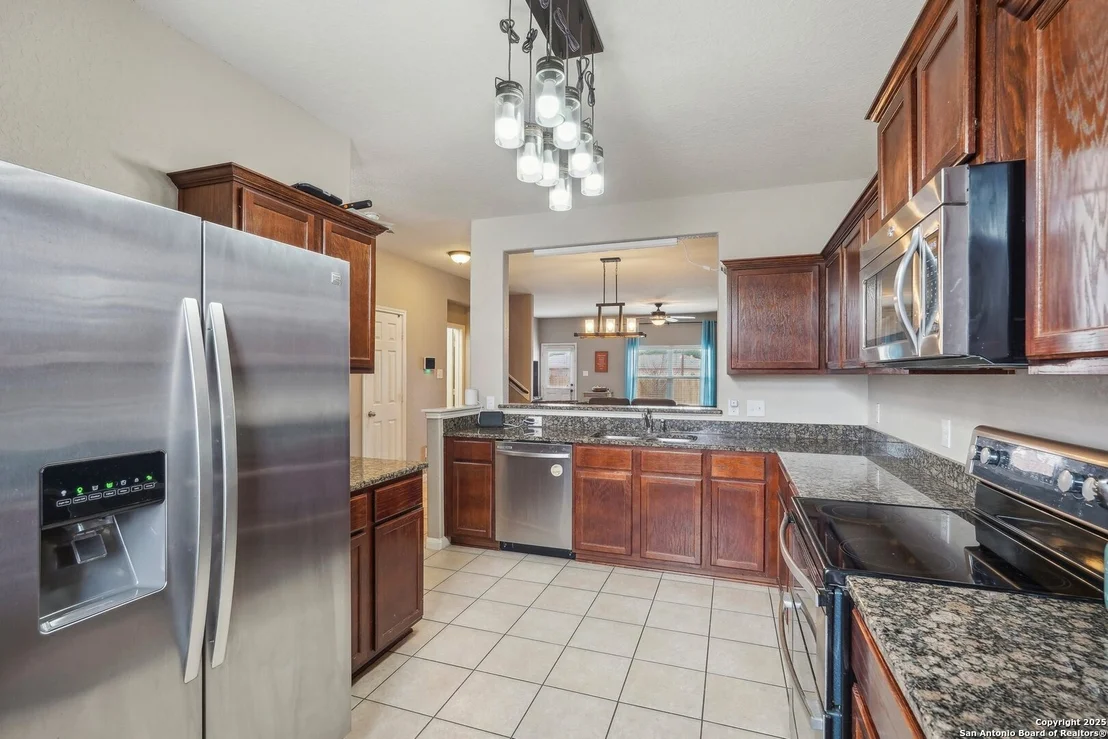 Photo of 6714 LUCKEY TREE