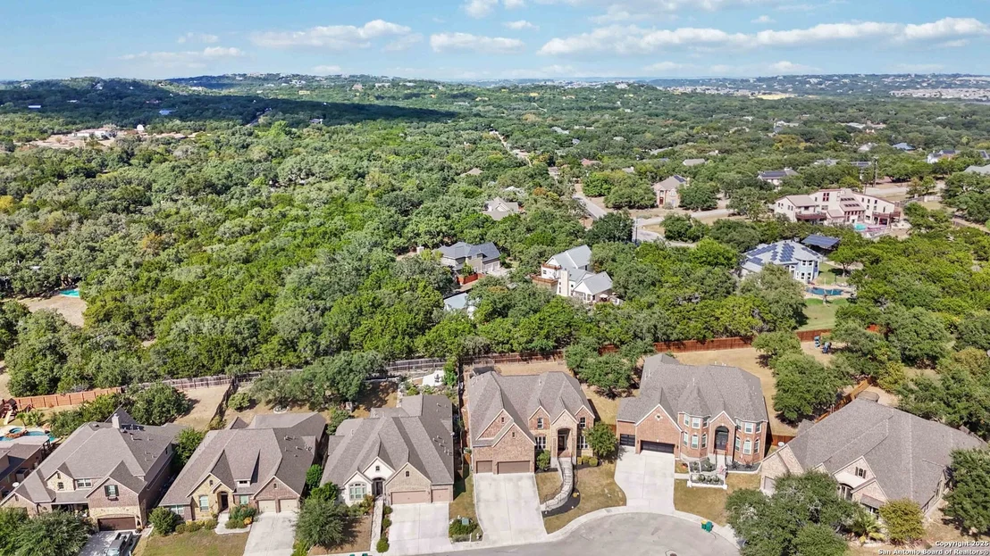 Photo of 8905 Soaring Oak