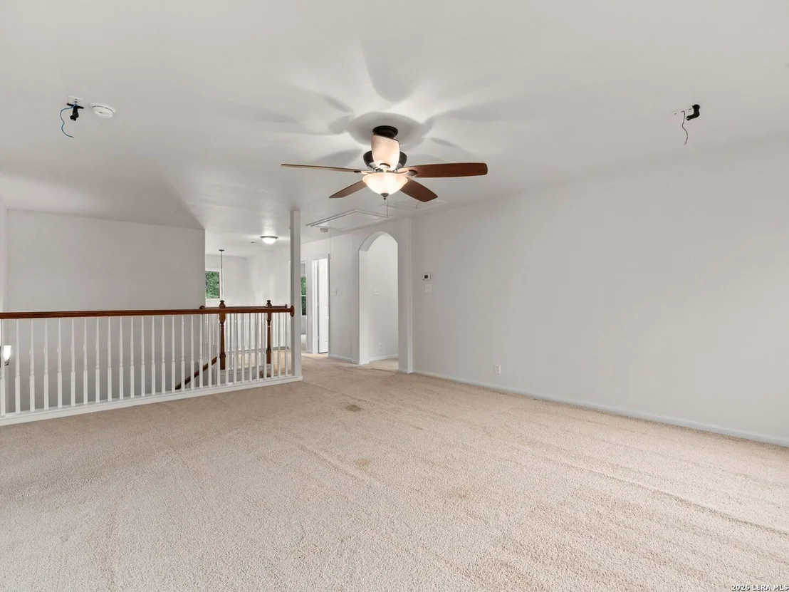 Photo of 703 STABLE GLEN DR