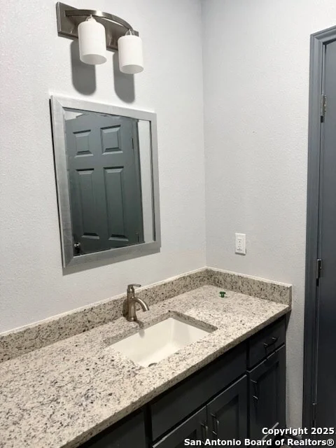 Photo of 1207 E Widhelm