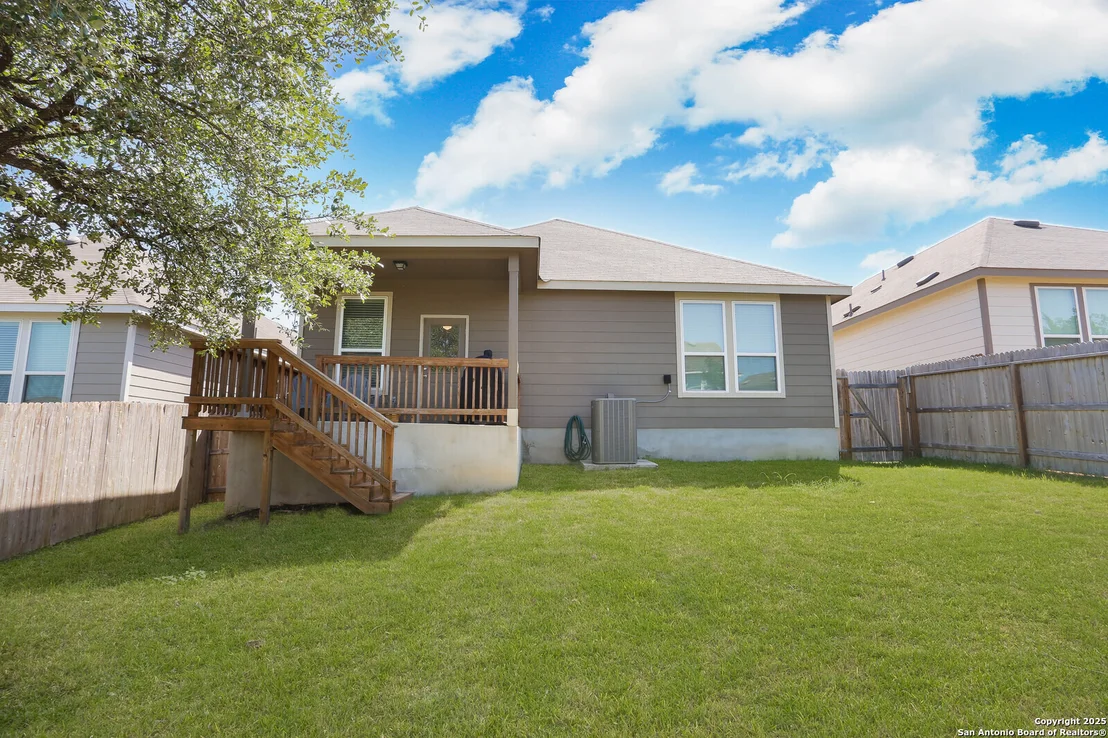 Photo of 27315 Hapgood Place