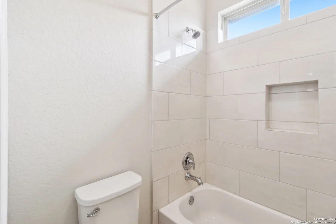 Photo of 443 Tranquil Oak
