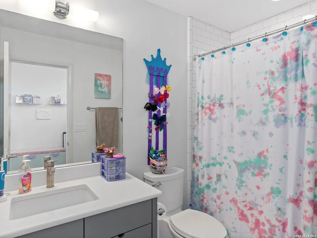 Photo of 325 LAVACA ST