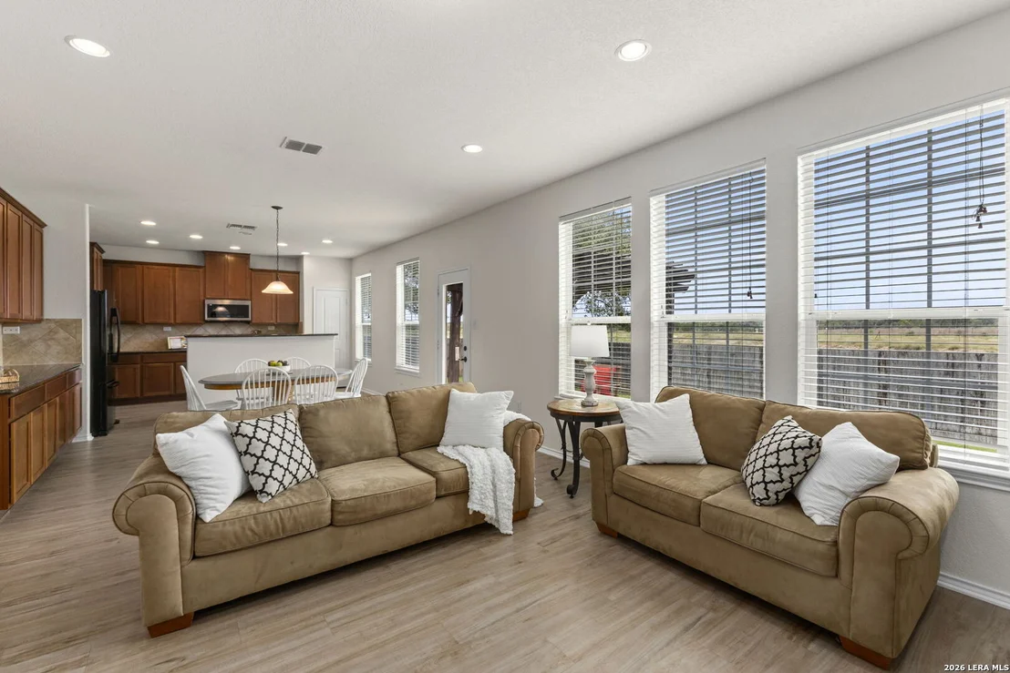 Photo of 228 Winding Riv