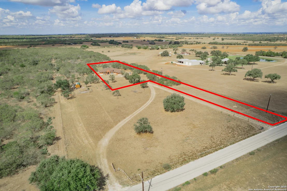 Photo of 1427 County Road 323