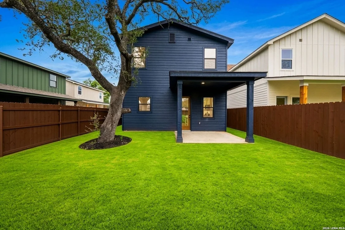 Photo of 110 San Antonio Blvd