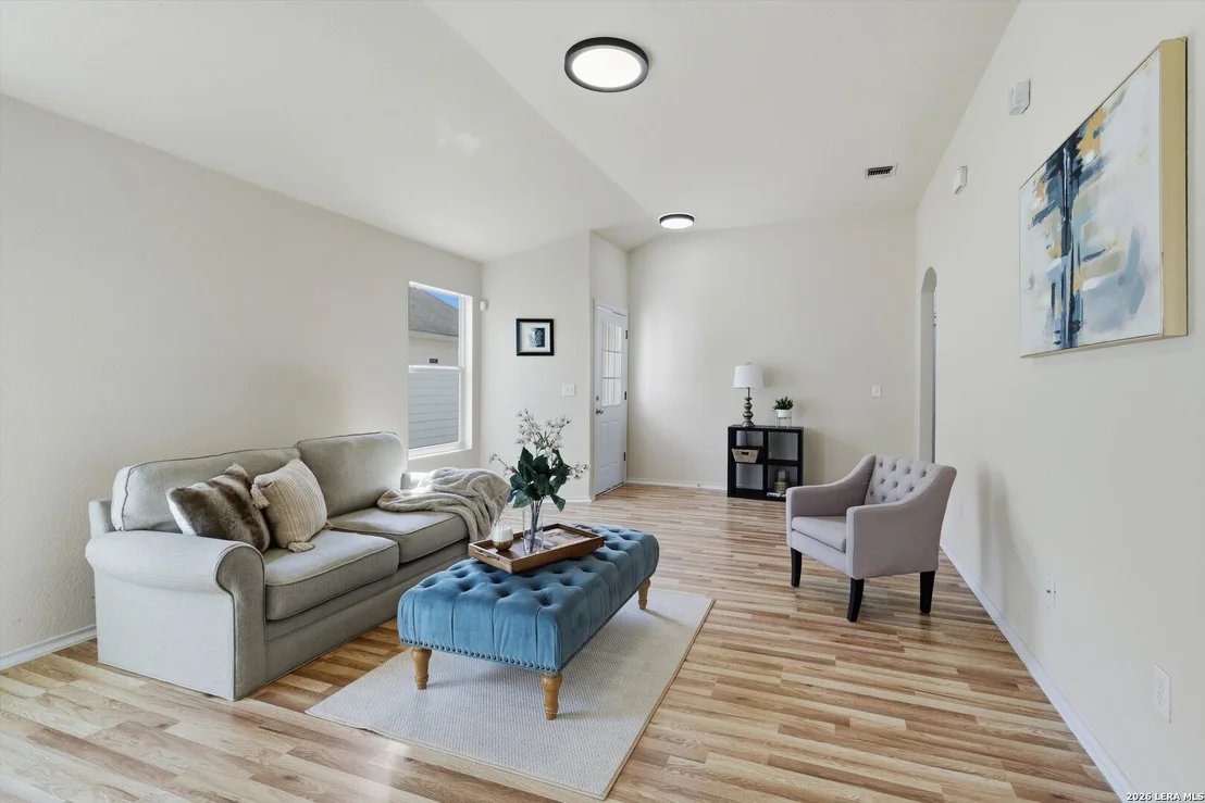 Photo of 7422 Copper Cliff