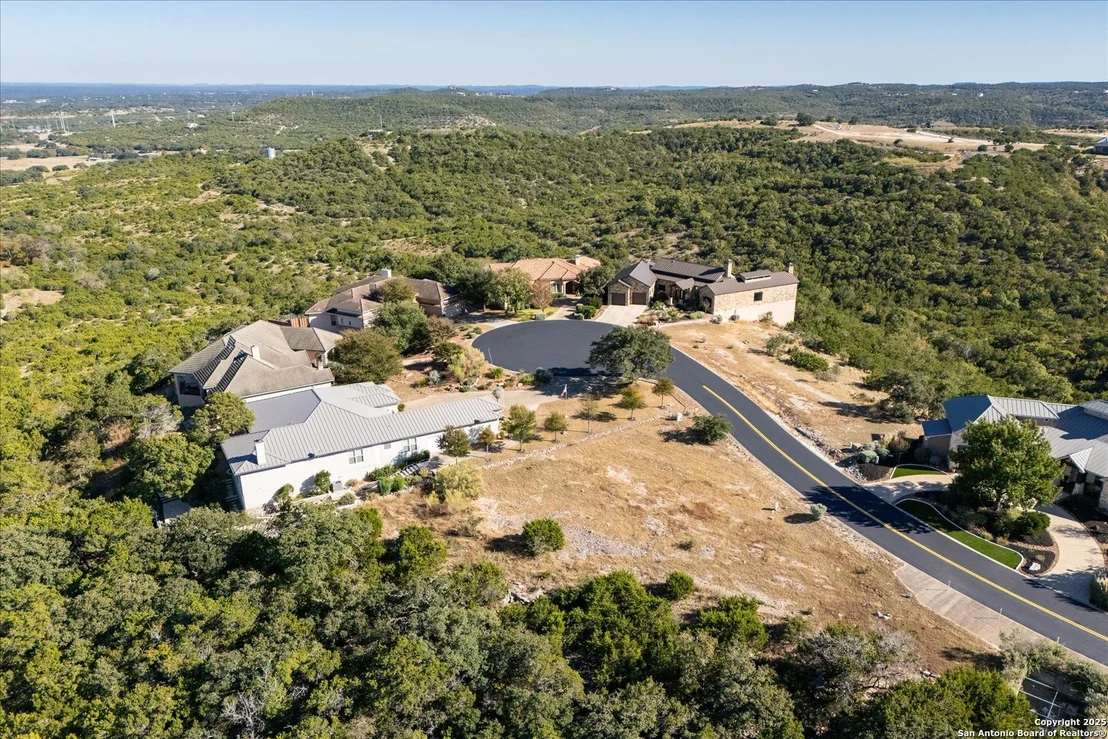 Photo of 112 Towne View Circle