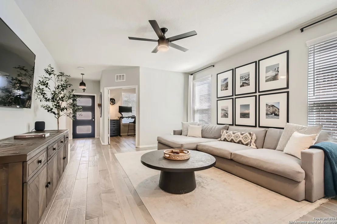 Photo of 7610 PONDEROSA PNE