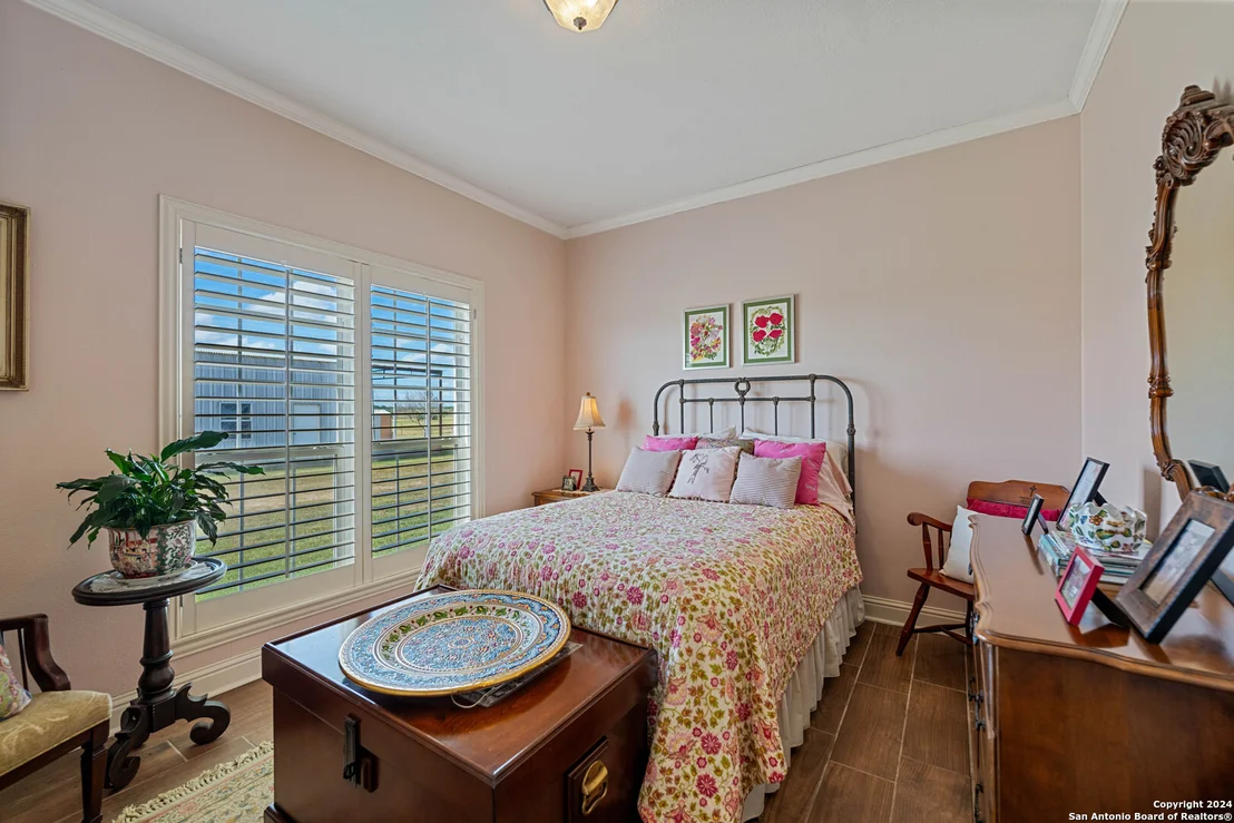 Photo of 6402 County Road 345
