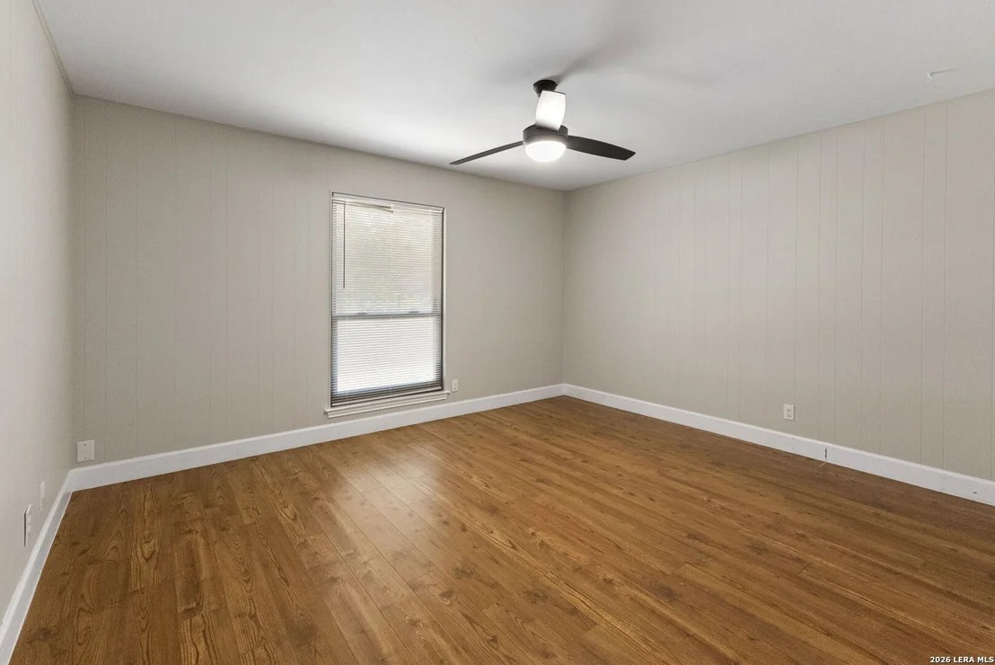 Photo of 1516 Caper