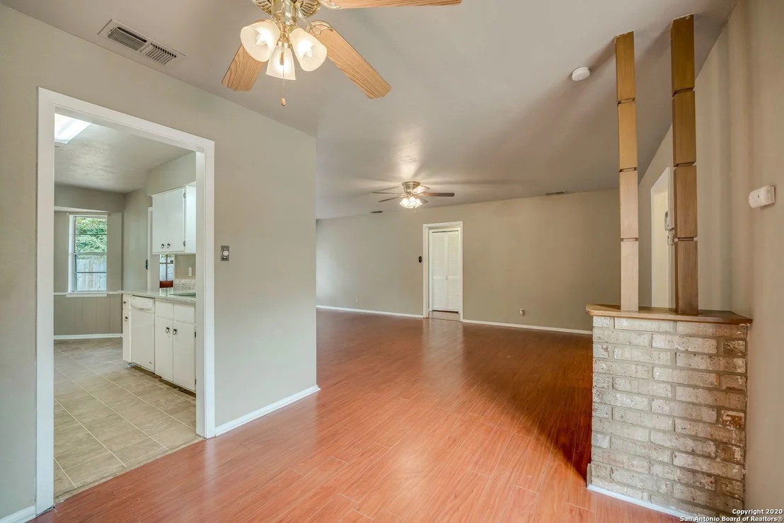 Photo of 6915 FOREST GRV
