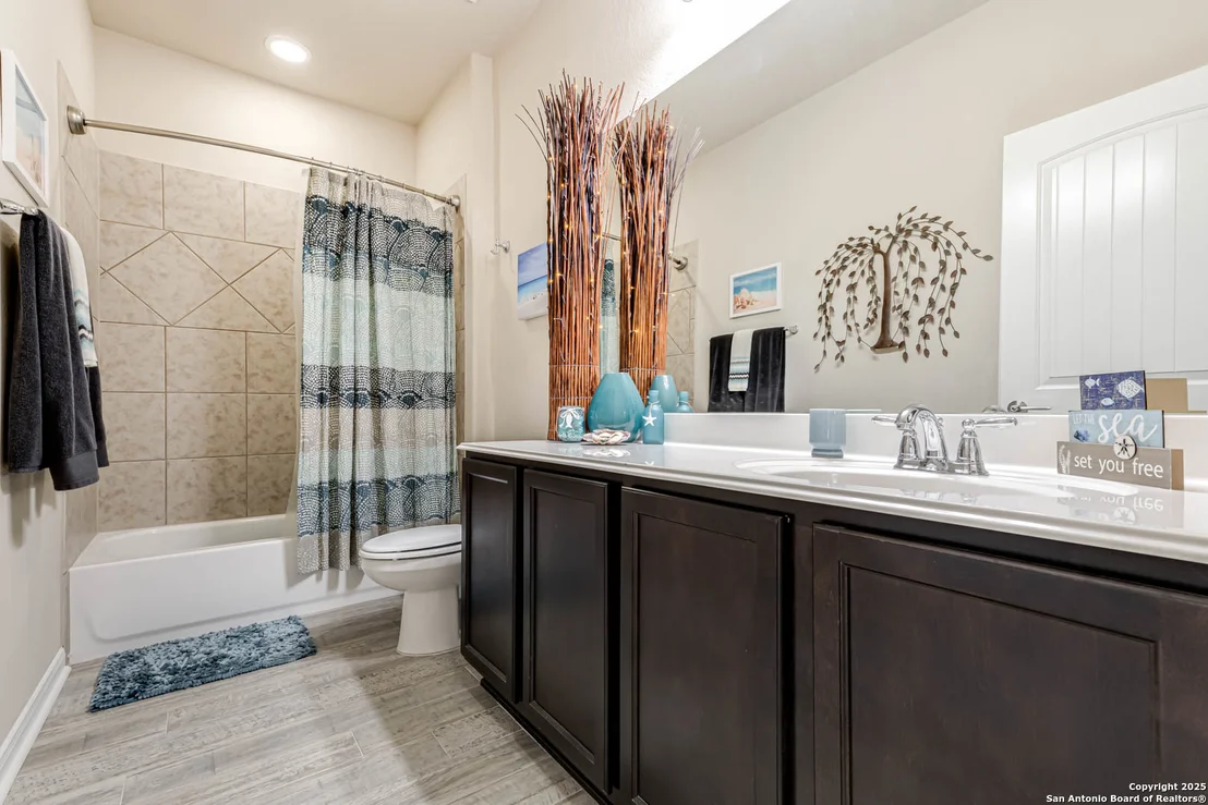 Photo of 8439 MEADOW PLNS