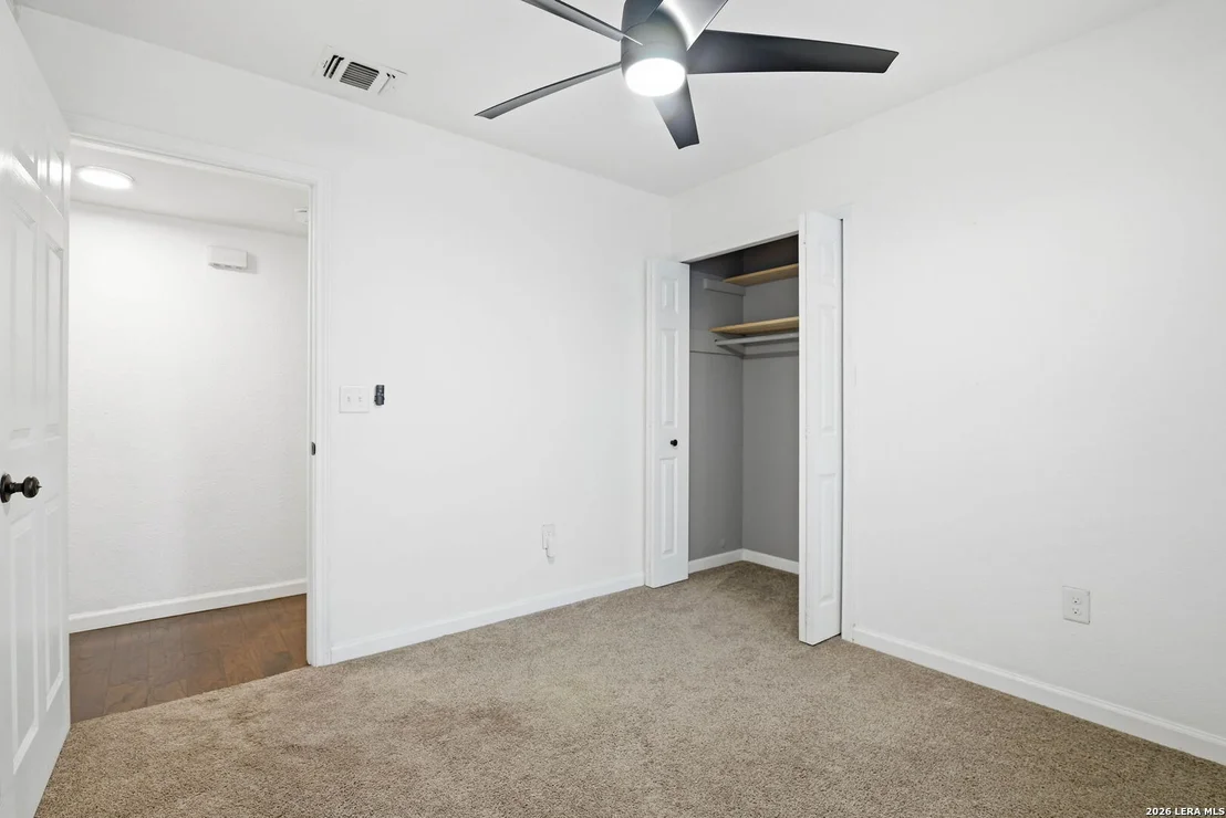 Photo of 2822 Knight Robin Dr