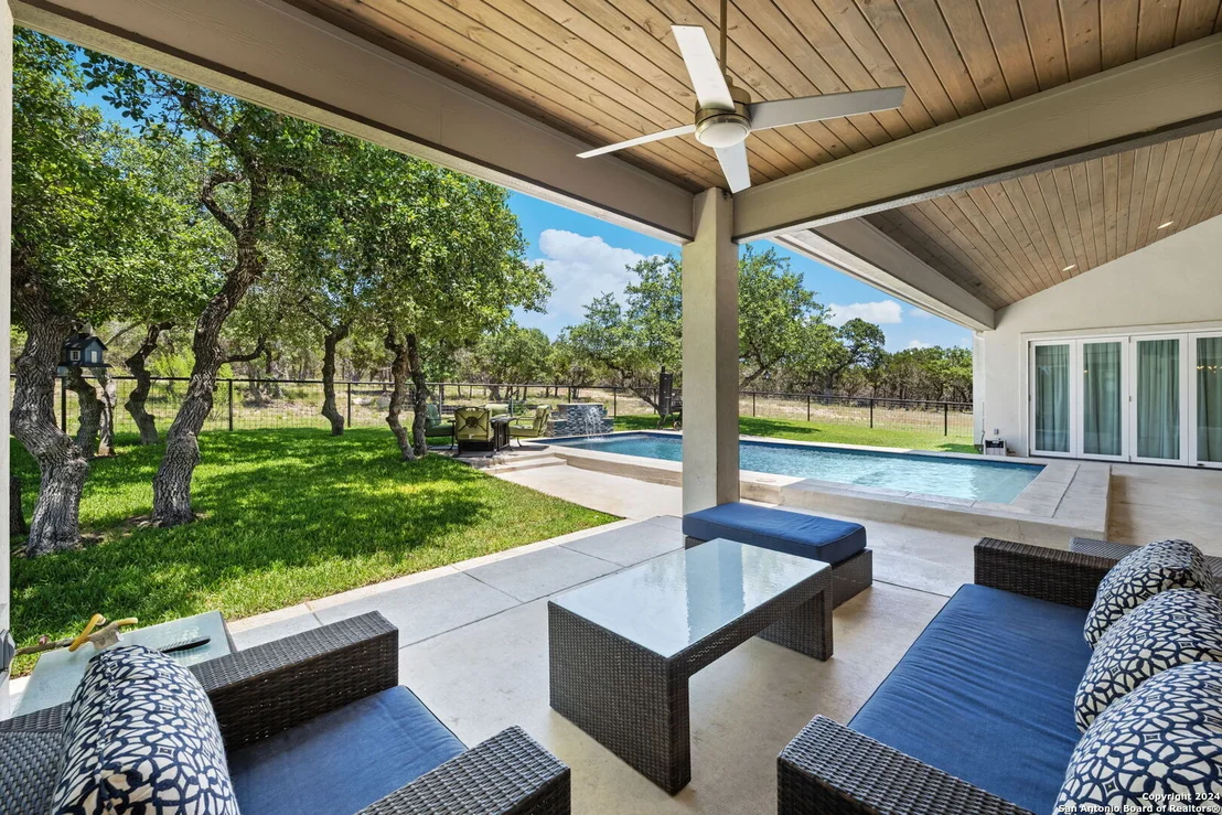 Photo of 1114 Savanna