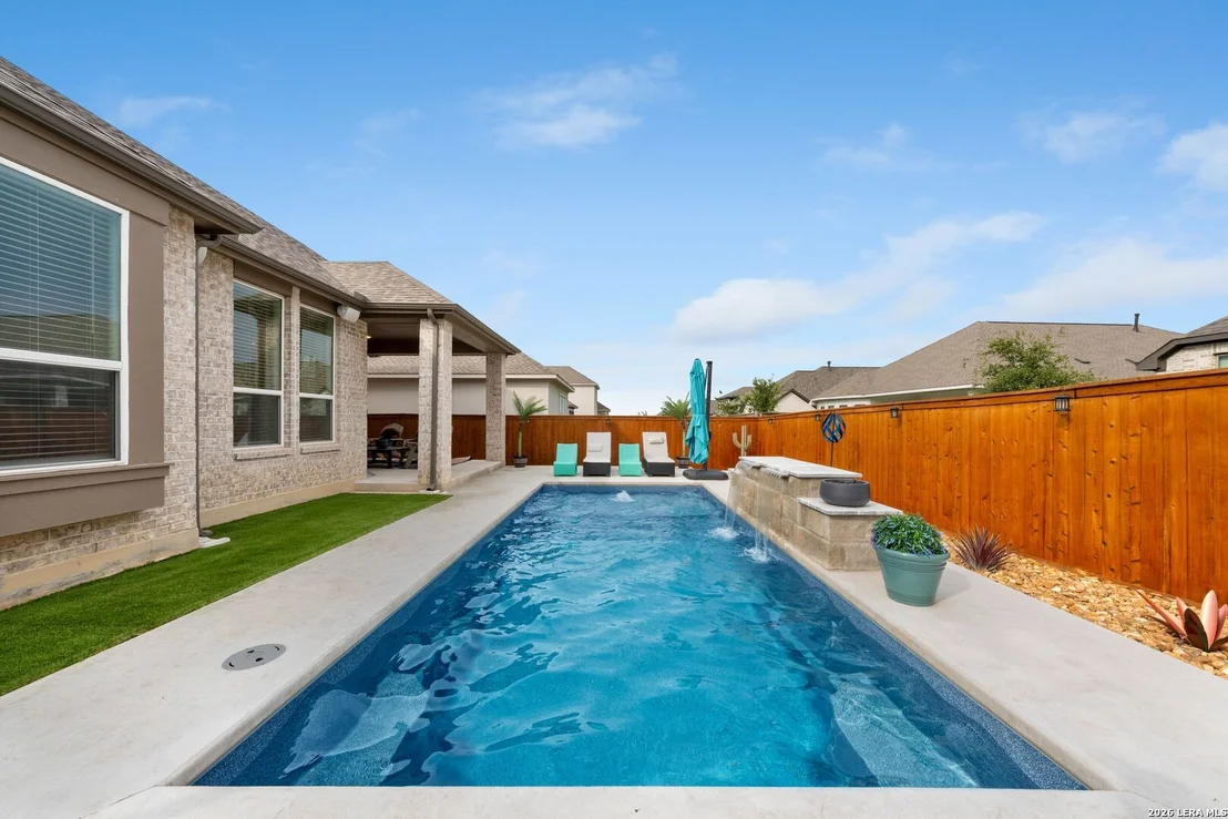 Photo of 5718 HURON DR