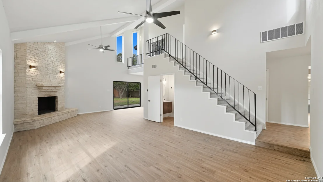 Photo of 1738 Mountjoy